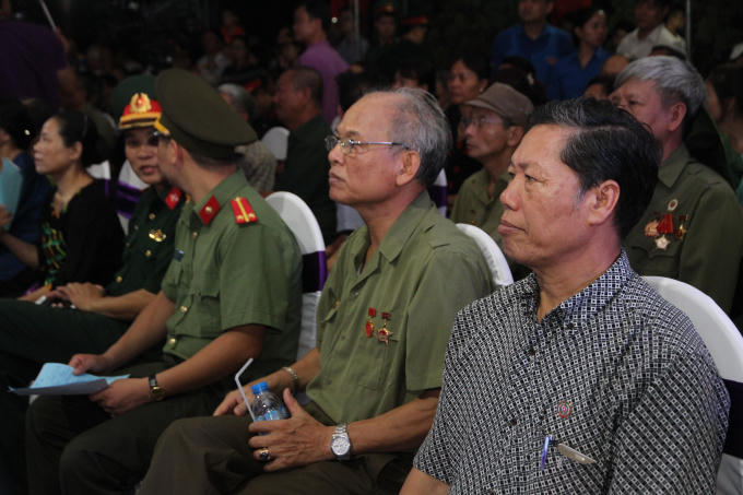 Tham dự chương trình có sự hiện diện của nhiều cựu chiến binh đã từng tham gia các trận đấu để bảo vệ nền độc lập của dân tộc.