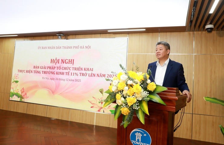 Phó Chủ tịch UBND Thành phố Nguyễn Mạnh Quyền phát biểu kết luận Hội nghị.