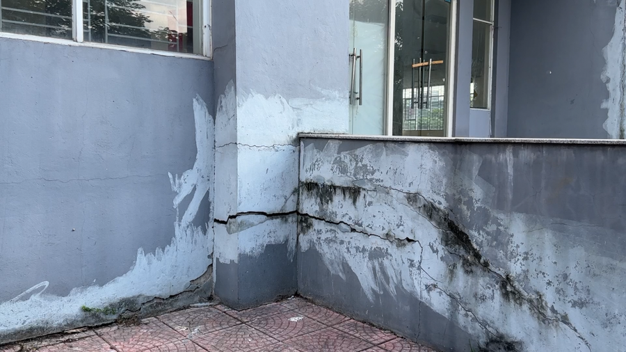 Công trình đã có dấu hiệu xuống cấp.