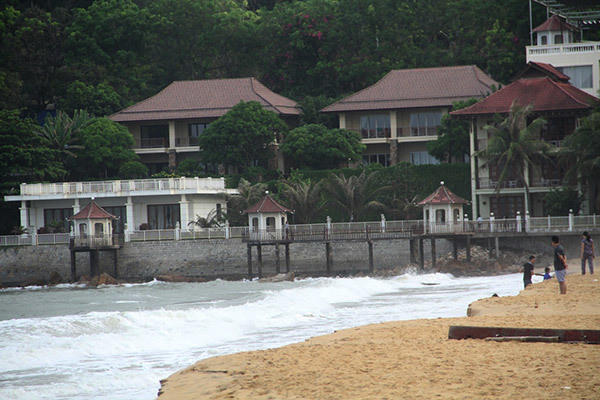 Khách sạn Hoàng Gia nơi làm việc của ông Trần Duy Tùng.