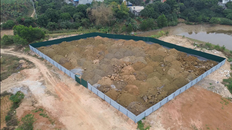 Khu vực tập kết quặng sắt.
