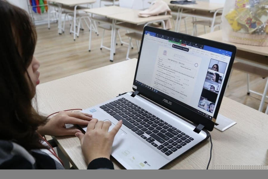 Học online bộc lộ rõ những yếu kém của học sinh Việt