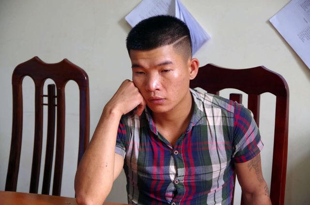 Đối tượng Tuấn tại cơ quan công an.