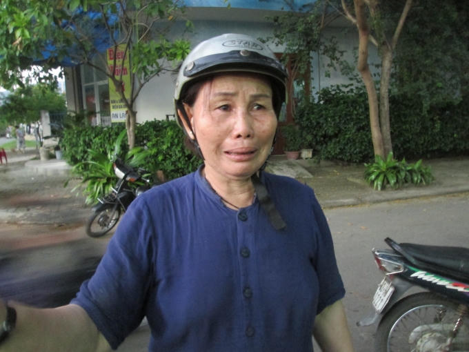 Bà Thêm bật khóc khi nhắc đến người em trai bất hạnh