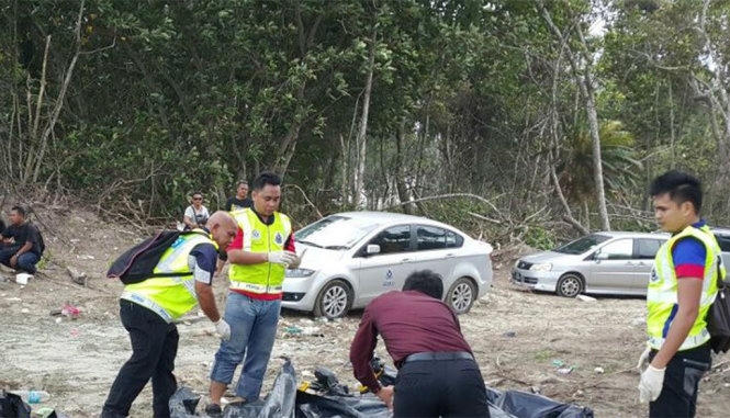 Cảnh sát Malaysia phát hiện 13 thi thể trôi vào bờ biển nước này. (Ảnh: AP)