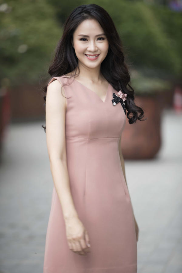 Diễn viên Hồng Diễm