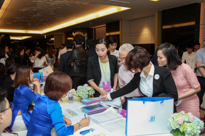 70% căn hộ Vinhomes Skylake được đăng k&yacute; đặt mua trong ng&agrave;y ra mắt