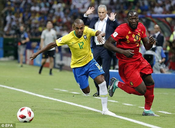 Lukaku là mẫu tiền đạo cổ điển với khả năng dứt điểm tốt. (Ảnh: EPA)
