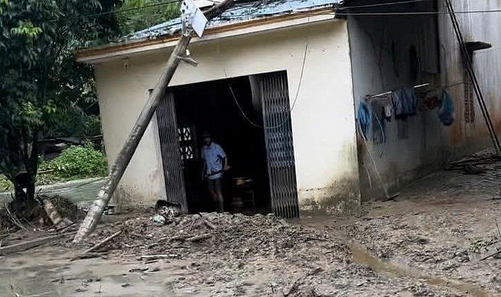 Nhà người dân bị ảnh hưởng từ sự cố này.