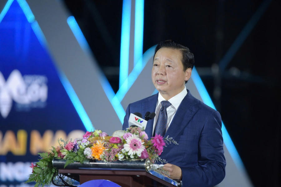 Phó Thủ tướng Chính phủ Trần Hồng Hà, phát biểu chỉ đạo lễ khai mạc Festival nghề Muối Việt Nam - Bạc Liêu năm 2025.