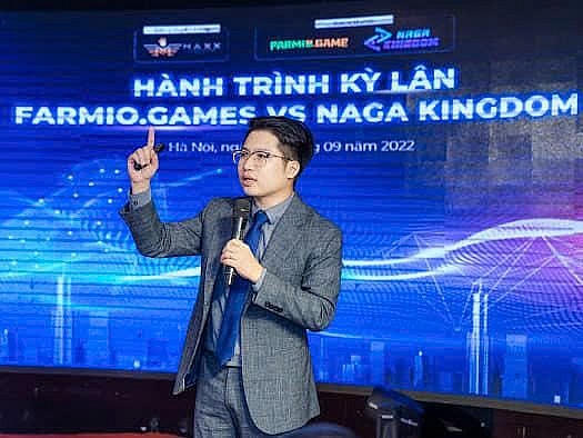 Đặng Quốc Thắng tại buổi giới thiệu dự án Naga Kingdom.