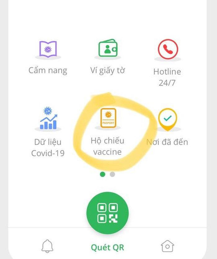 Hộ chiếu vaccine điện tử được hiển thị trên ứng dụng Sổ Sức khỏe điện tử và PC-COVID hoặc trên trang tra cứu Bộ Y tế.