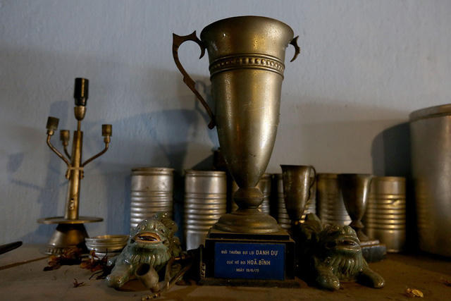 Th&uacute; vị khi uống c&agrave; ph&ecirc; trong hầm biệt động S&agrave;i G&ograve;n