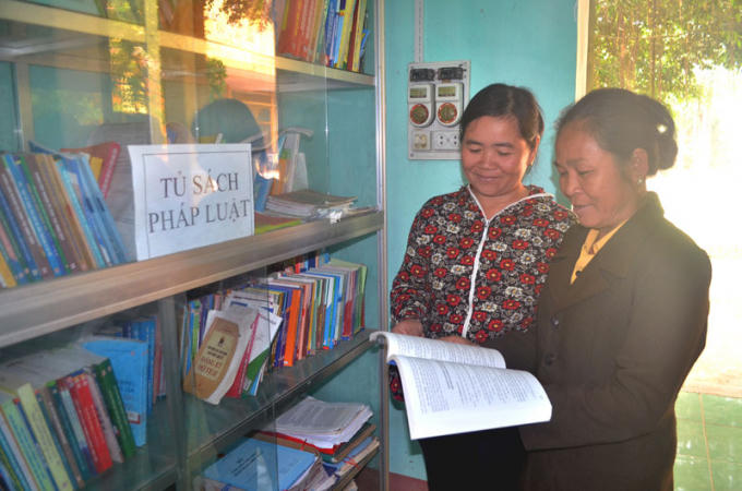 Tủ sách pháp luật tại xã Liên Vũ - mô hình giúp người dân hiểu luật, nắm luật