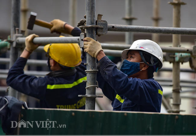 toan canh tuyen duong 9.400 ty o ha noi sau gan 2 nam thi cong hinh anh 7