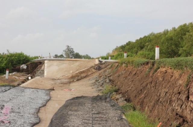 Họp “hỏa tốc” vụ sai phạm tại dự án nâng cấp đê biển Tây Cà Mau