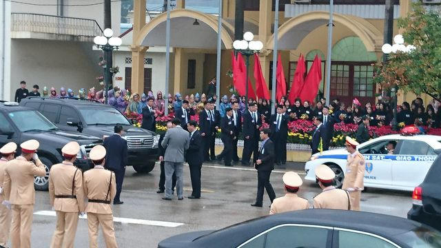 Trực tiếp - Chủ tịch Triều Tiên Kim Jong-un đã về tới khách sạn ở Hà Nội