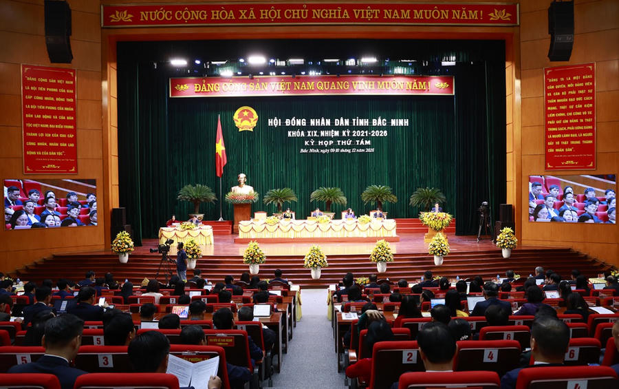 Quang cảnh kỳ họp.