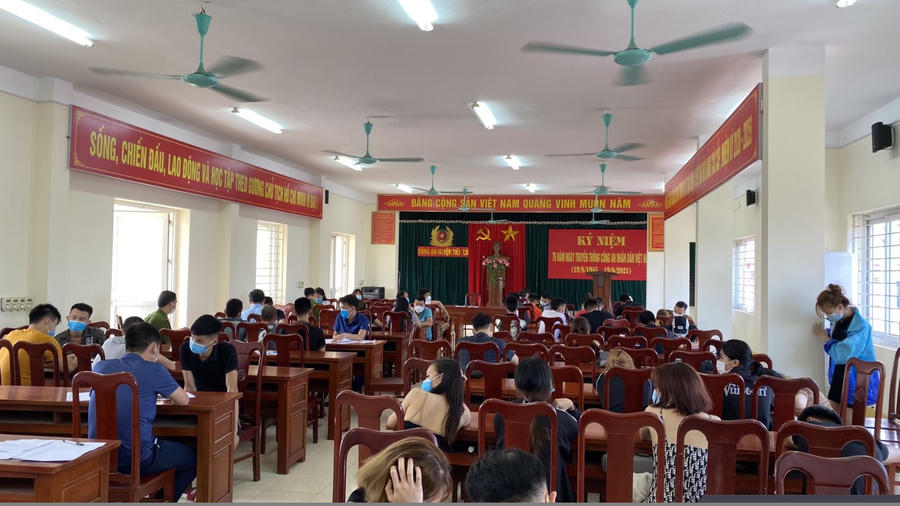 Các đối tượng tại công an