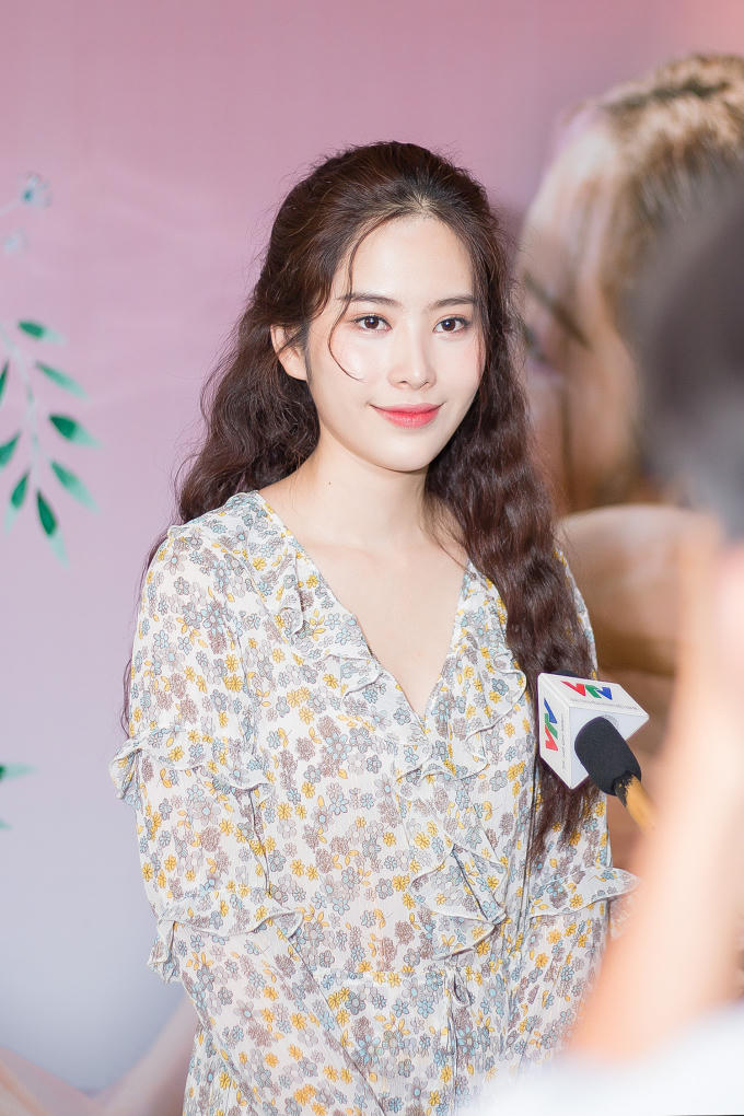 Nam Em gác lại chuyện buồn, khẳng định muốn tập trung cho sự nghiệp ca hát trong năm 2018