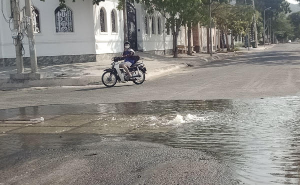 Hệ quả từ sai phạm các dự án nhà ở khu vực Bến Đình - Kì 1: Hàng loạt hạng mục xuống cấp - Ảnh 1.