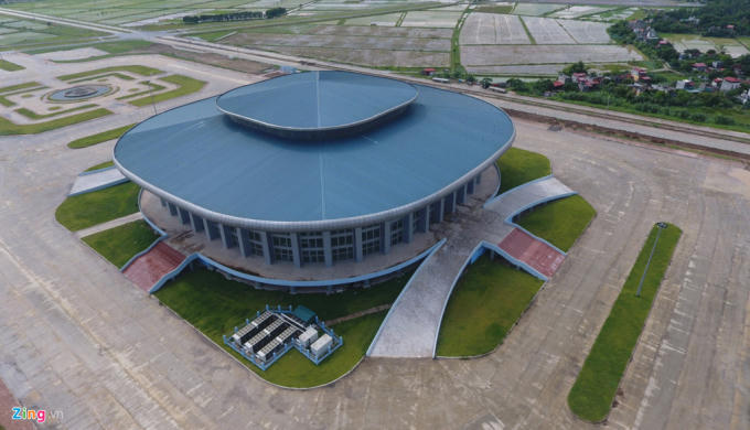 Dự án nhà thi đấu Hà Nam được xây dựng để đón đầu việc đăng cai sự kiện Asiad 2018. Việt Nam đã chính thức rút khỏi việc đăng cai Á vận hội.