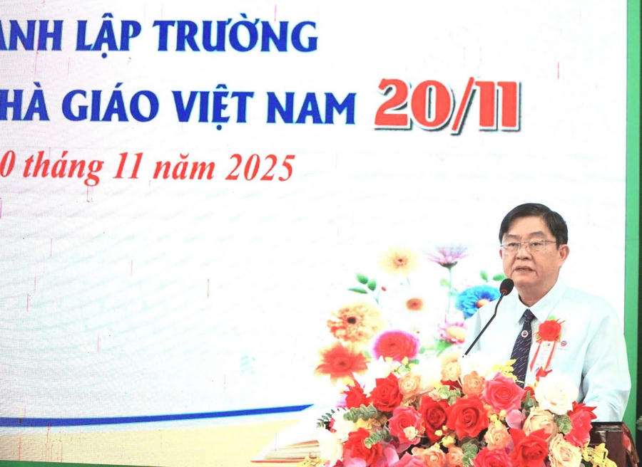 TS Nguyễn Minh Quân, Hiệu trưởng Trường Cao đẳng Kiên Giang phát biểu tại buổi lễ.