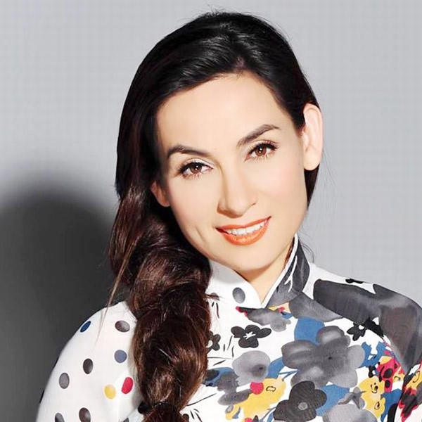 Phi Nhung hứa hẹn mang đến cho đêm nhạc những bản nhạc dân ca và bolero hay.