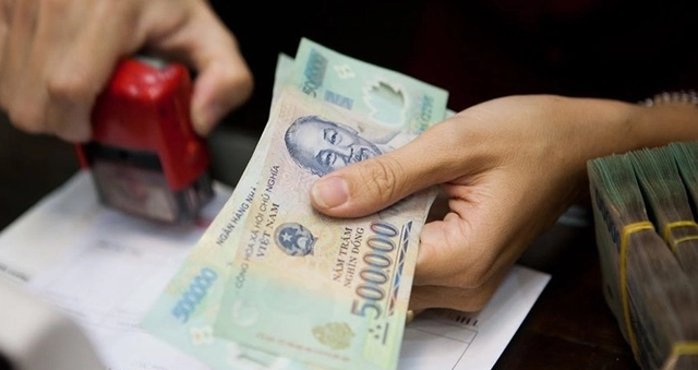 Chi tiết cách tính tiền lương của của người lao động trực Tết