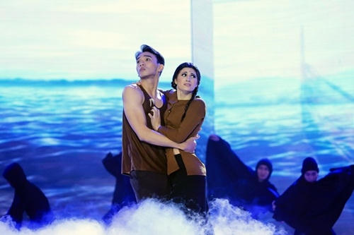 Bước nhảy hoàn vũ 2016 tập 1: Jennifer nóng bỏng với vũ điệu Samba