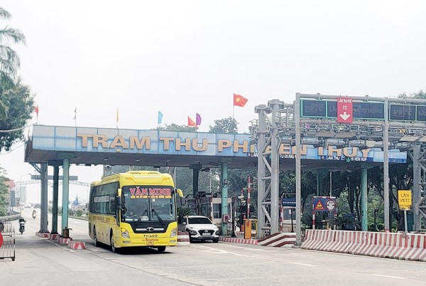 Trạm thu phí cầu Bến Thuỷ 1.