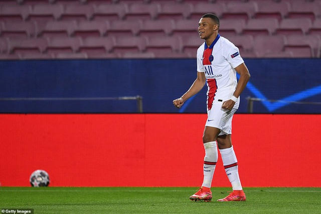 Mbappe một lần nữa lại đánh bại Messi trong cuộc đối đầu trực tiếp. Tại World Cup 2018, Mbappe tỏa sáng giúp Pháp đánh bại Argentina của Messi