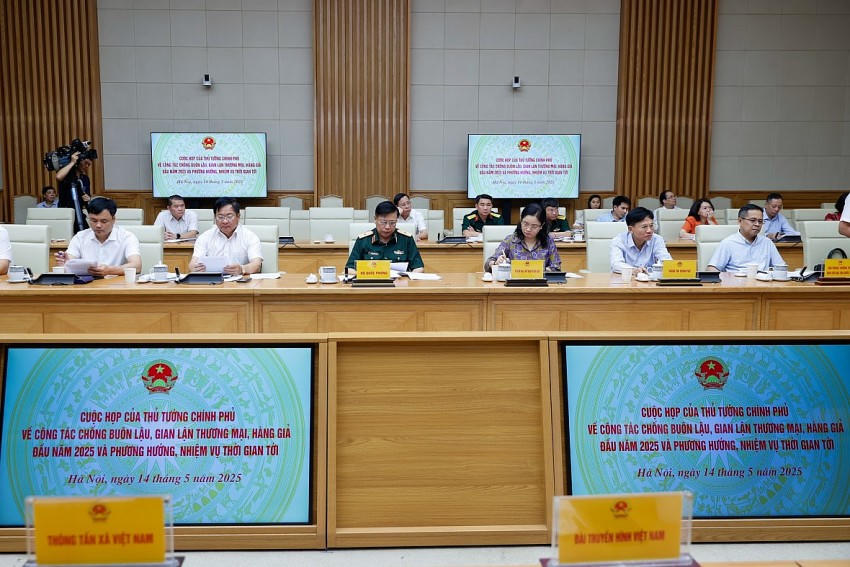 Lãnh đạo các bộ, ngành, cơ quan Trung ương; thành viên Ban Chỉ đạo 389 Quốc gia tham dự buổi làm việc - Ảnh: VGP