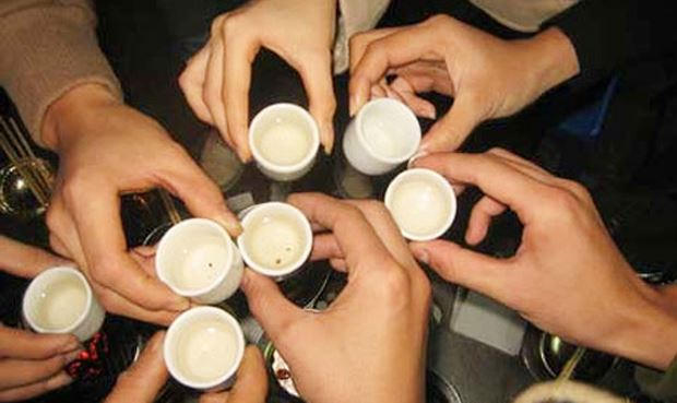 5 nguy&ecirc;n tắc ph&ograve;ng tr&aacute;nh ngộ độc rượu dịp Tết