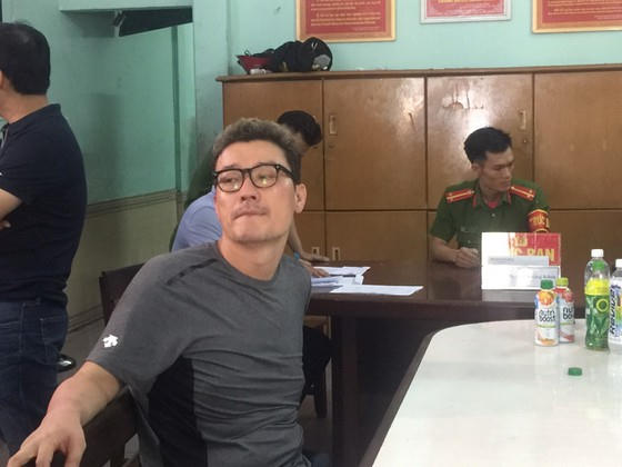 Đối tượng Lee Sam có biểu hiện phê ma túy.