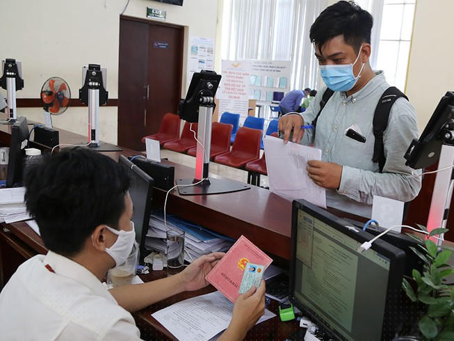 Chưa chốt được thời điểm bỏ sổ hộ khẩu