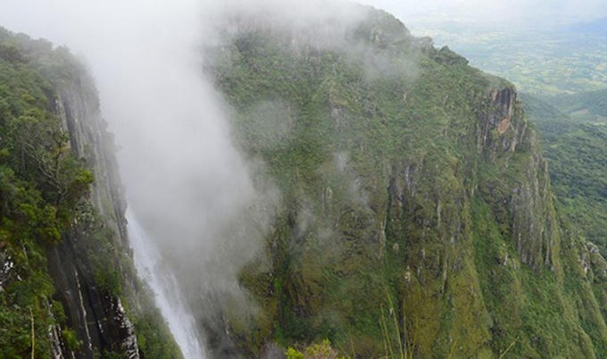 Dãy núi Eastern Highlands tại Zimbabwe.