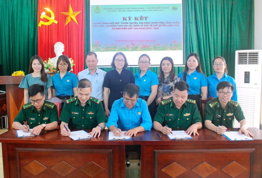 Chương trình nhằm phát huy vai trò của đoàn viên, công nhân, viên chức, lao động tham gia xây dựng và bảo vệ chủ quyền lãnh thổ, an ninh biên giới.