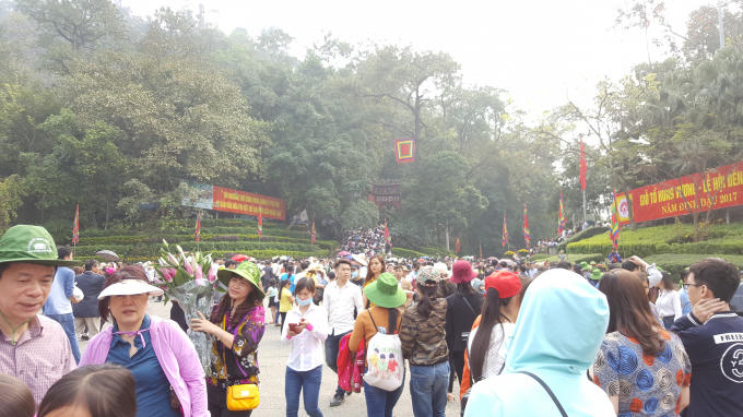 Giỗ Tổ Hùng Vương 2017: Hai triệu lượt du khách về dâng hương sau hai ngày khai hội