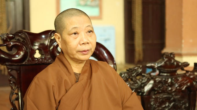 Nhà sư Thích Diệu Nhẫn - Trụ trì Chùa Cần Linh.