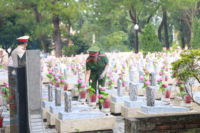 Công an tỉnh Thừa Thiên Huế với nhiều hoạt động nhân ngày thương binh liệt sỹ