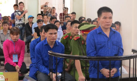 Các bị cáo tại tòa.
