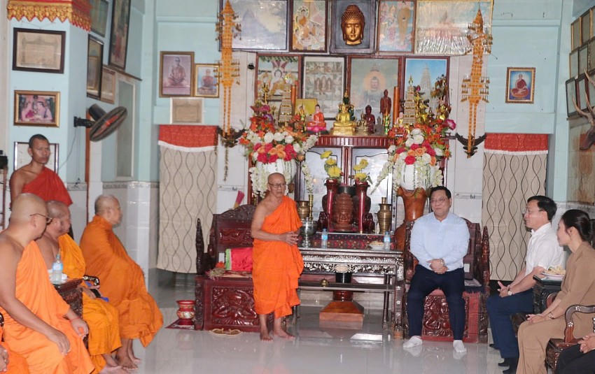 Lãnh đạo Bộ Dân tộc và Tôn giáo chúc Tết Chôl Chnăm Thmây tại Bạc Liêu