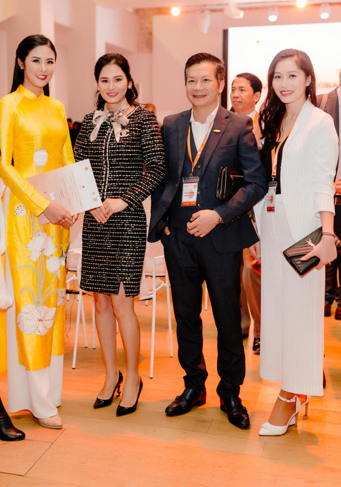 Ngọc Hân gặp vợ chồng Shark Hưng