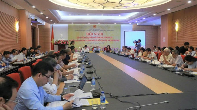 Các đại biểu góp ý về dự thảo Luật Giáo dục (sửa đổi). Ảnh: Thanh Hùng