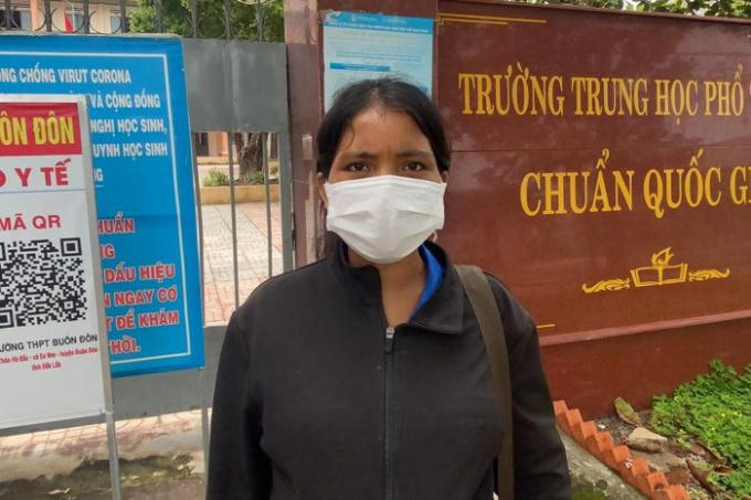 Nữ thí sinh người M’nông H’Luộc Liêng Hót.