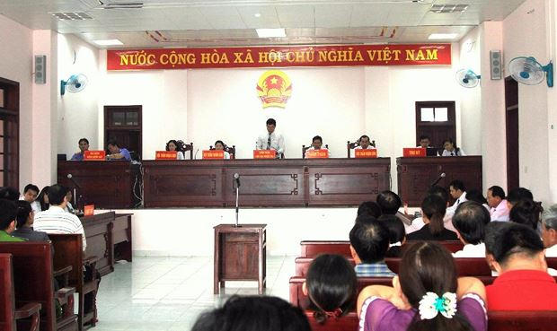 Ho&atilde;n x&eacute;t xử vụ &aacute;n C&ocirc;ng ty cổ phần Lương thực Hậu Giang