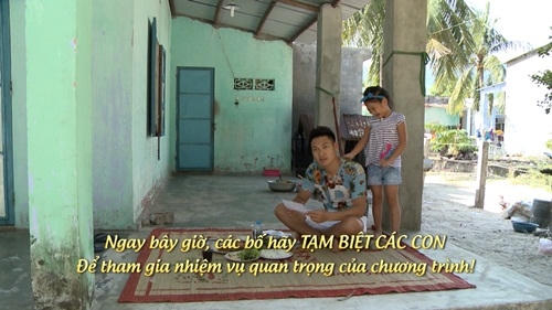 Bao nhiêu âu lo, sợ hãi ùa về sau khi đọc mật thư.
