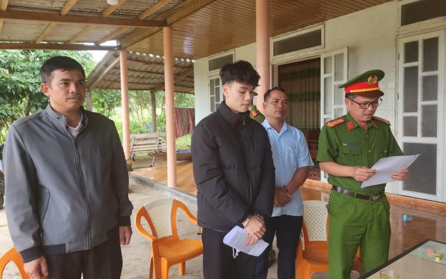 Thanh niên ăn cắp Facebok cá nhân lừa đảo chiếm đoạt tài sản