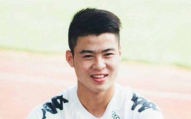 Tiền vệ Đỗ Duy Mạnh là cầu thủ bóng đá chuyên nghiệp người Việt Nam, anh đang chơi bóng vị trí tiền vệ của Hà Nội T&amp;T tại V-League. Sinh: 29 tháng 9, 1996. Chiều cao: 1,8 m. Cân nặng: 70 kg.